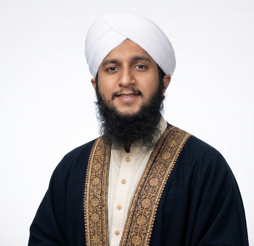 Molana Wajahat Madni, Founder & Tour Consultant of Safar-e-Madina Travel & Tours